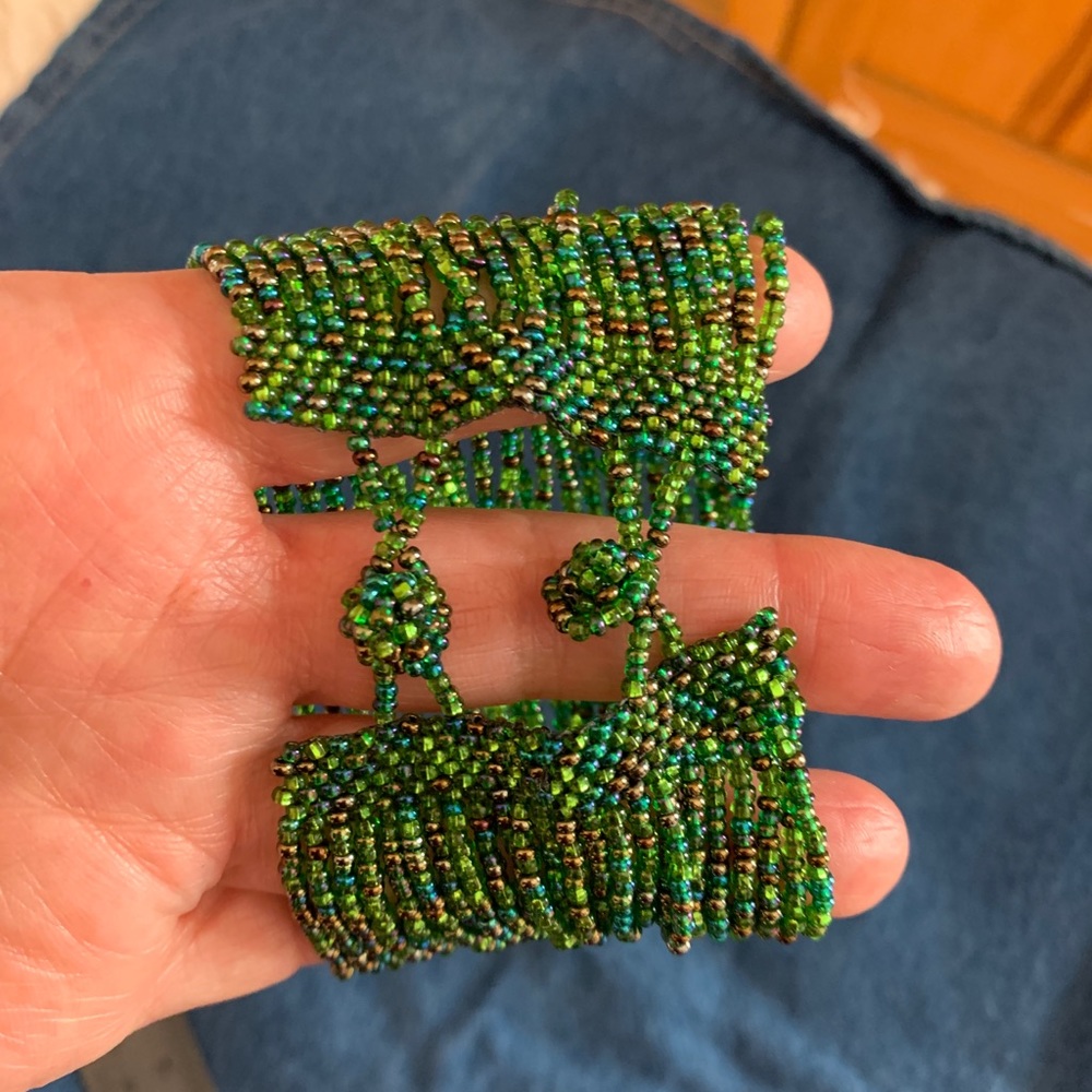 Beaded bracelet